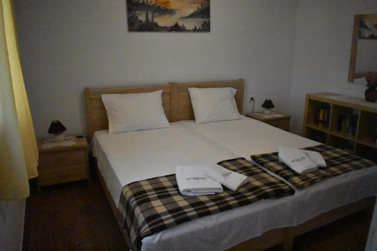 Konaki Guesthouse オルモス・パナギアス エクステリア 写真